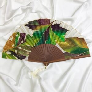 Abanico de seda grande pintado a mano con hojas otoñales mixtas