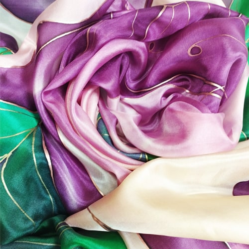 Fular de seda natural para mujer pintado a mano con flor salvaje